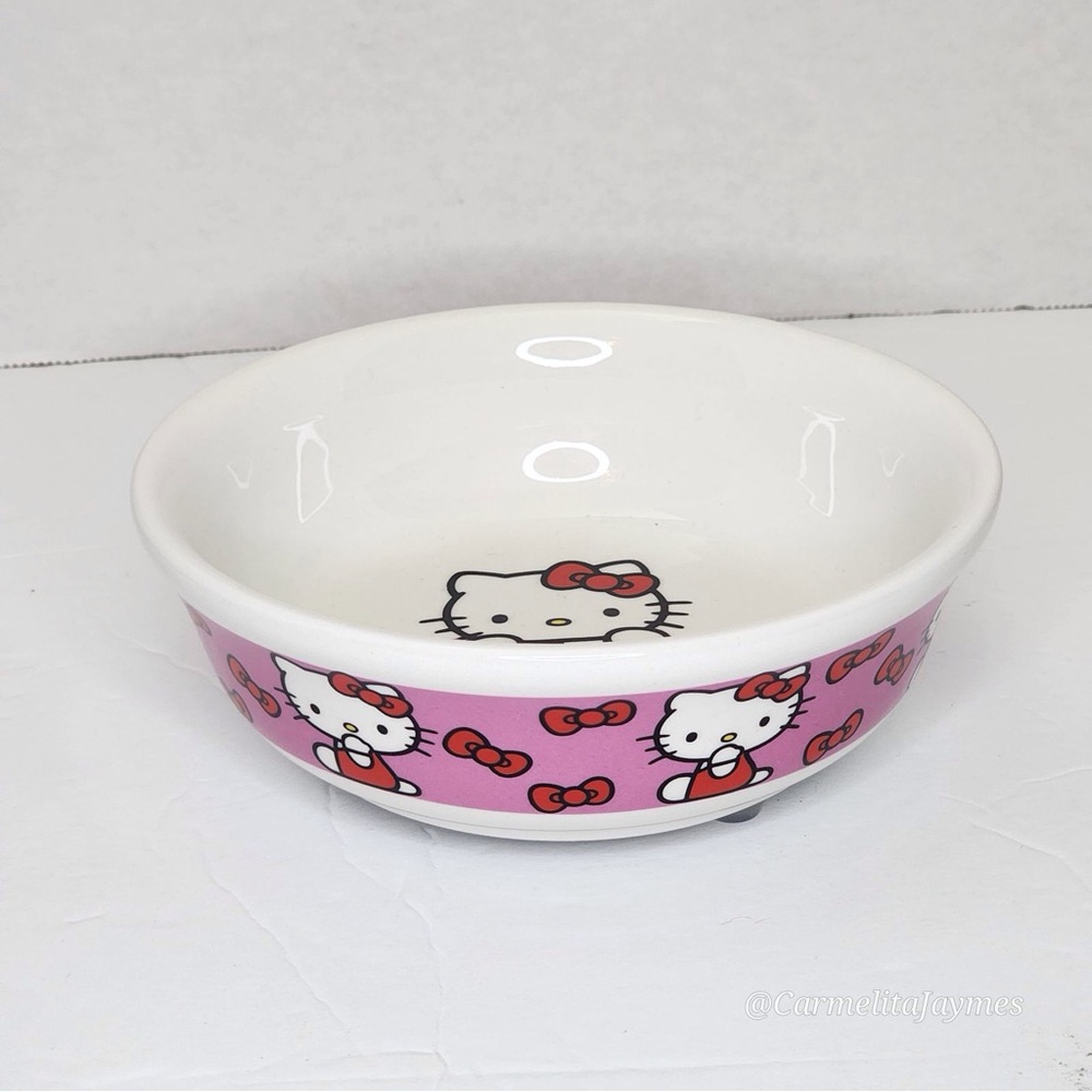 HELLO KITTY 🐱 Large Pink & White Sanrio Ceramic Feeding Food Dish for pets NWT